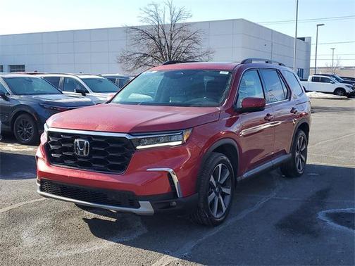 2025 Honda Pilot Touring 8-Passenger