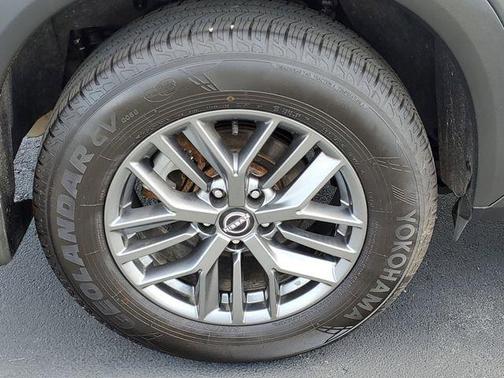 Gray 2022 Nissan Rogue S