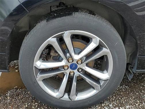 2017 Ford Edge Sport