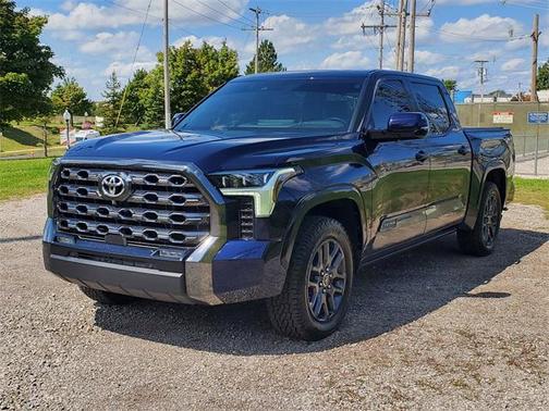 2023 Toyota Tundra Platinum