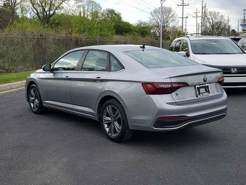 Silver Metallic 2024 Volkswagen Jetta 1.5T SE