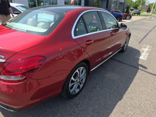 designo Cardinal Red Metallic 2016 Mercedes-Benz C-Class C 300 4MATIC