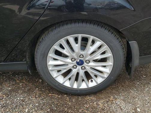 2017 Ford Focus Titanium