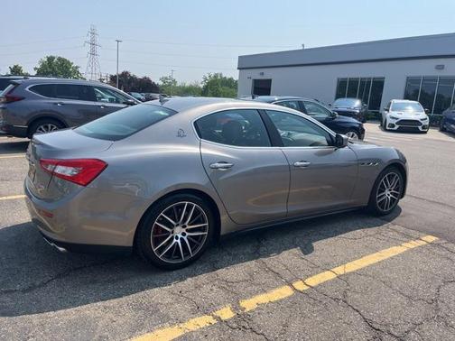 2014 Maserati Ghibli S Q4