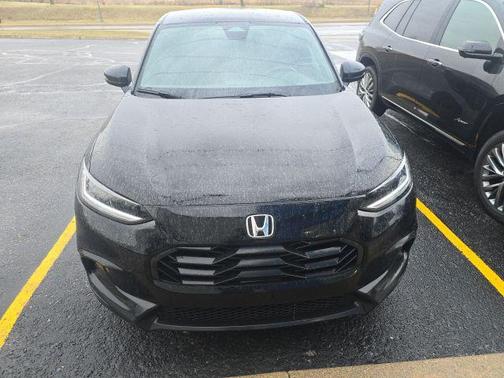 Crystal Black Pearl 2023 Honda HR-V Sport