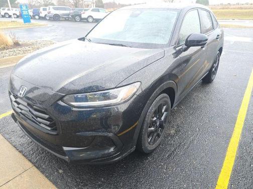 Crystal Black Pearl 2023 Honda HR-V Sport