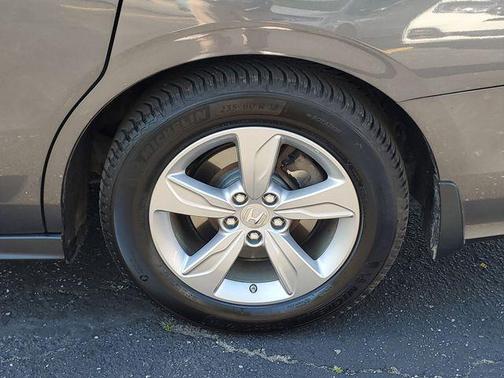 Modern Steel Metallic 2018 Honda Odyssey EX-L