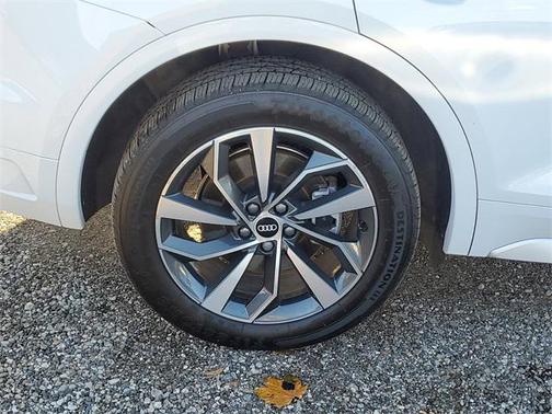 2021 Audi Q5 45 Premium Plus