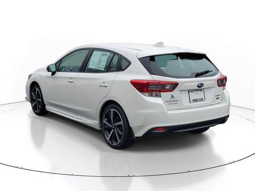 Crystal White Pearl 2023 Subaru Impreza 2.0i Sport