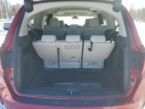 Radiant Red Metallic II 2026 Honda Odyssey EX-L