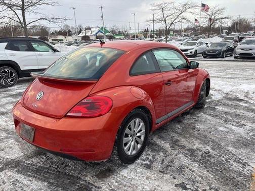 2016 Volkswagen Beetle 1.8T S