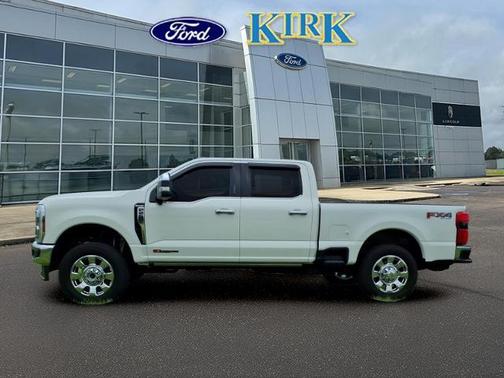 STAR WHITE 2026 Ford F-250 KING RANCH