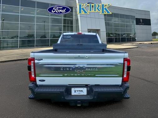 STAR WHITE 2024 Ford F-350 KING RANCH