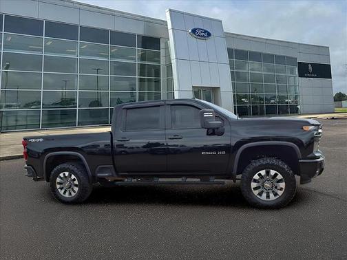 2025 Chevrolet Silverado 2500 CUSTOM