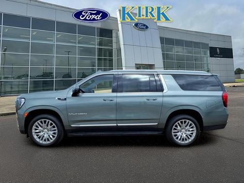 2024 GMC Yukon XL SLT