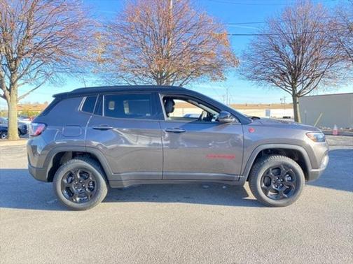 2024 Jeep Compass Trailhawk