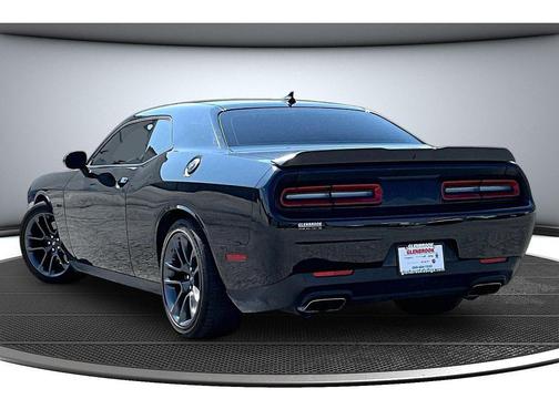 Pitch Black Clearcoat 2023 Dodge Challenger R/T