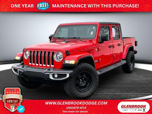 Firecracker Red Clearcoat 2023 Jeep Gladiator Overland