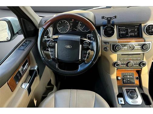 2016 Land Rover LR4 Base