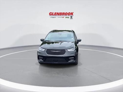 2024 Chrysler Pacifica Hybrid Premium S Appearance Pkg
