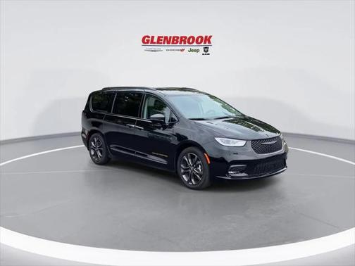 2024 Chrysler Pacifica Hybrid Premium S Appearance Pkg
