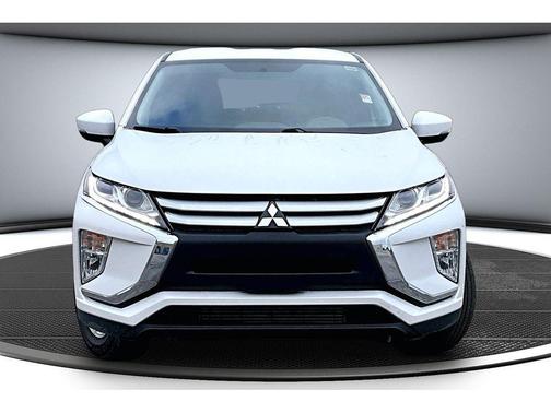 Diamond White Pearl 2018 Mitsubishi Eclipse Cross ES