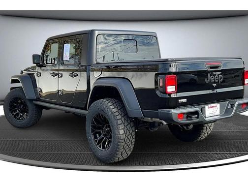2024 Jeep Gladiator Sport