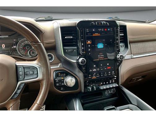 Ivory White Tri-Coat Pearlcoat 2022 RAM 1500 Longhorn