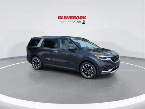 2024 Kia Carnival EX