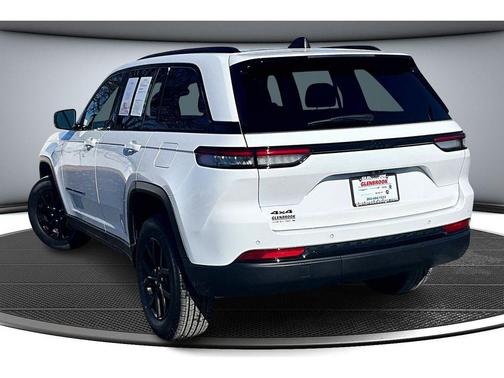 2024 Jeep Grand Cherokee Altitude