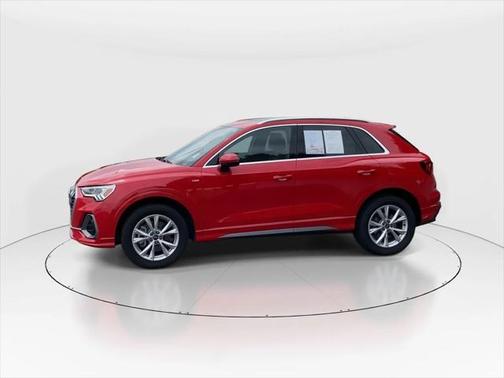 2023 Audi Q3 Premium 45 TFSI S line quattro Tiptronic