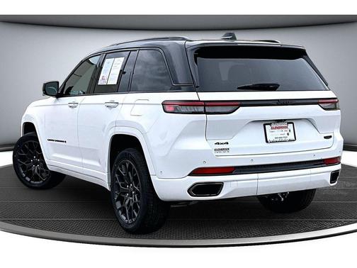 Bright White Clearcoat 2025 Jeep Grand Cherokee Summit