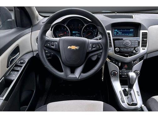 2013 Chevrolet Cruze LS