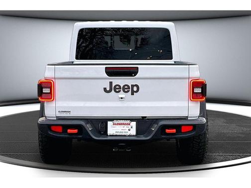 Bright White Clearcoat 2025 Jeep Gladiator Mojave 4x4