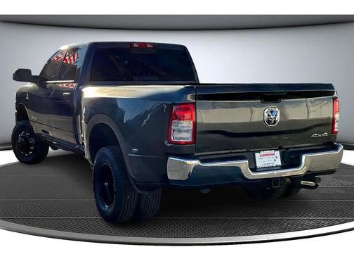 2019 RAM 3500 Tradesman Crew Cab 4x4 8' Box