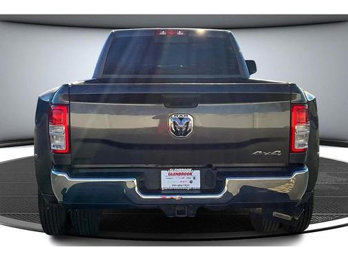 2019 RAM 3500 Tradesman Crew Cab 4x4 8' Box