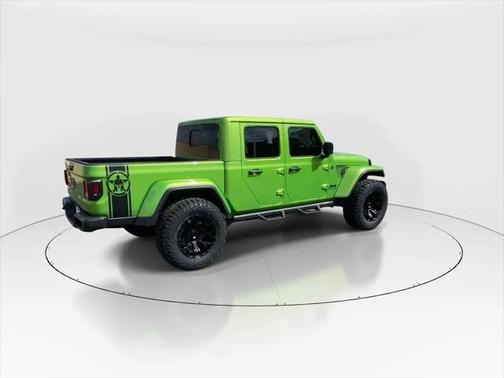2025 Jeep Gladiator Nighthawk