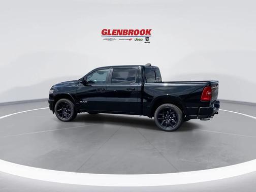 Diamond Black Crystal Pearl-Coat Exterior Paint 2026 RAM 1500 Laramie