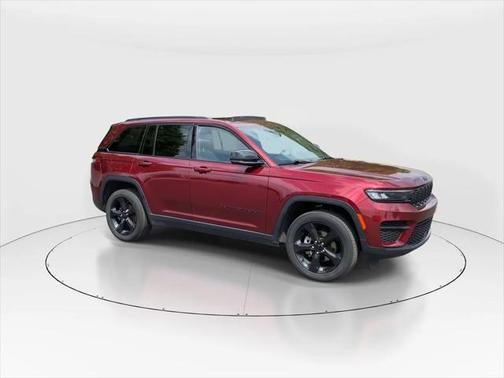 2024 Jeep Grand Cherokee Altitude