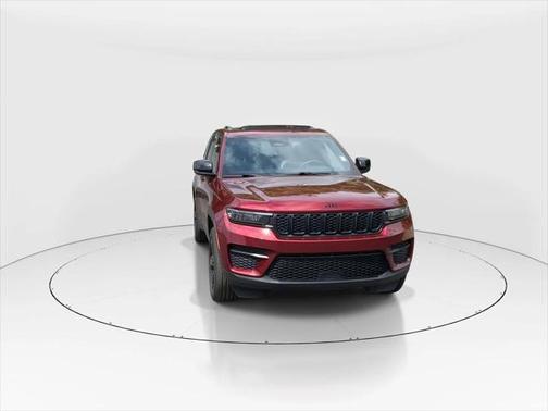 2024 Jeep Grand Cherokee Altitude