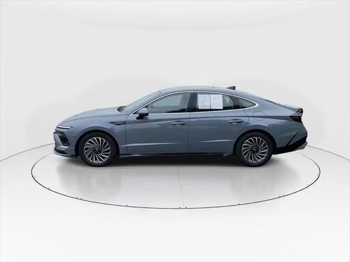 2024 Hyundai SONATA Hybrid SE