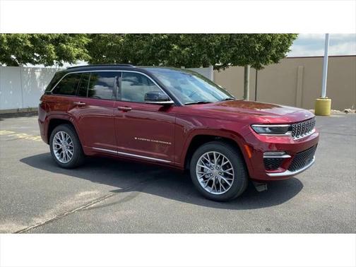 2025 Jeep Grand Cherokee Summit