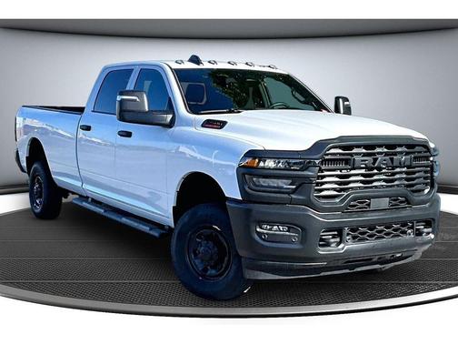 Bright White Clear-Coat Exterior Paint 2026 RAM 2500 Tradesman Crew Cab 4x4 8' Box