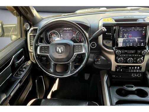 2019 RAM 2500 Laramie Crew Cab 4x4 6'4' Box