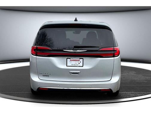 Silver Mist Clearcoat 2024 Chrysler Pacifica Touring L