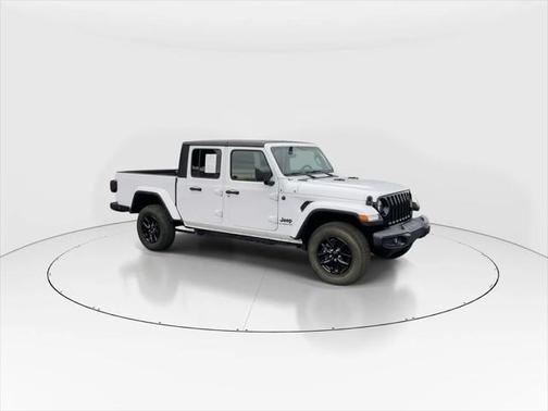 2022 Jeep Gladiator Altitude 4x4
