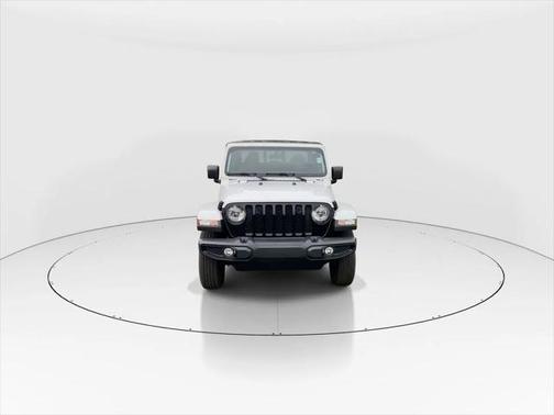 2022 Jeep Gladiator Altitude 4x4