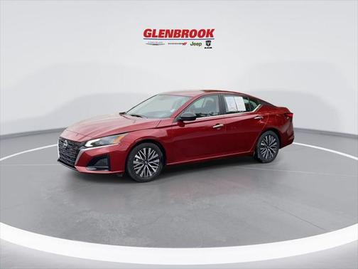 2025 Nissan Altima SV FWD