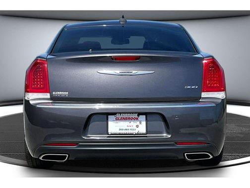 Granite Crystal Metallic Clearcoat 2020 Chrysler 300 Limited