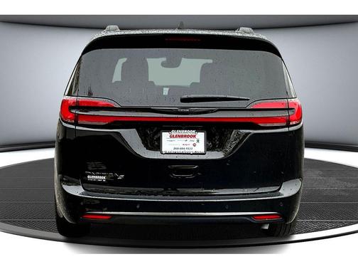 2026 Chrysler Pacifica L